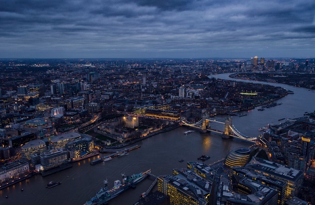 tower bridge london river thames blue hour landscape